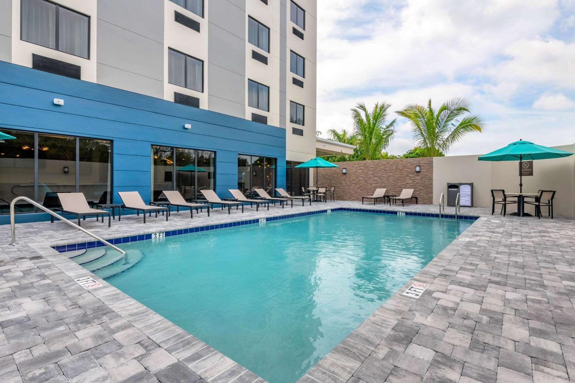 Comfort Suites Stuart-Hutchinson Island Zewnętrze zdjęcie